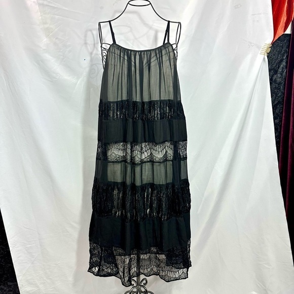 Alice and Olivia black midi sheer and lace dress size XS - Picture 1 of 11